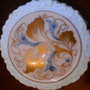 Vintage coalport pin